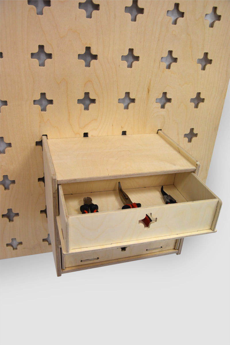 Hanging organizer with 3 drawers