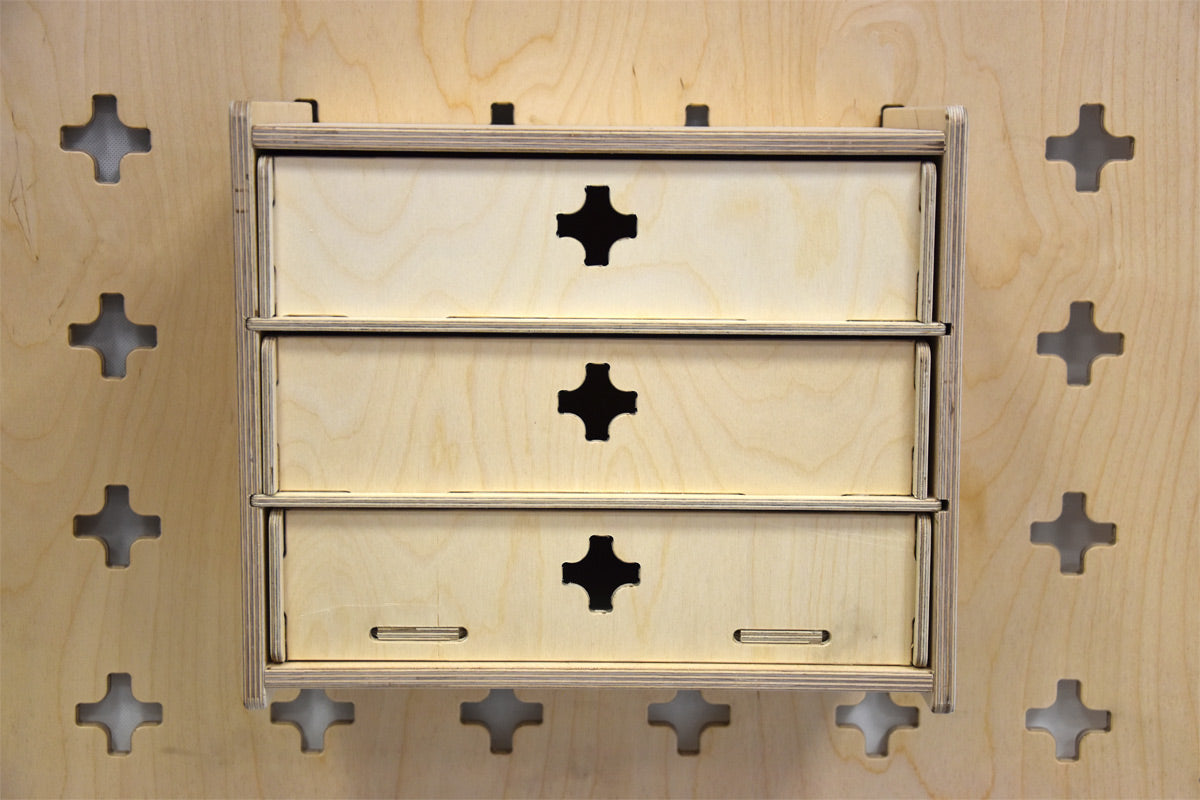 Hanging organizer with 3 drawers