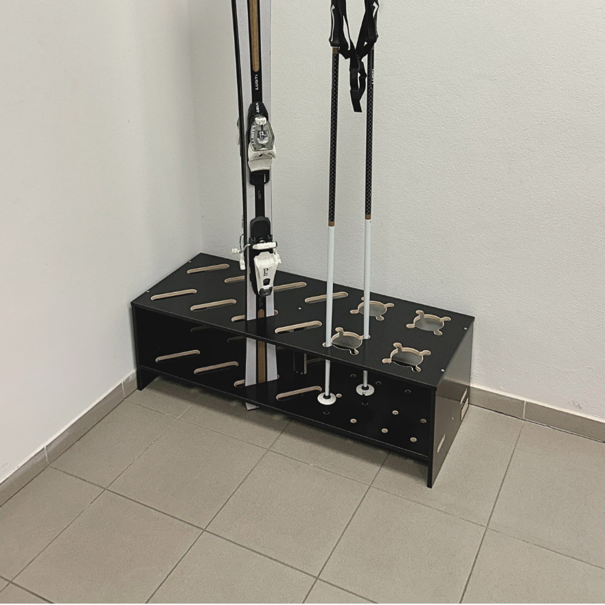 Kombinert Skistativ i tre for ski og staver