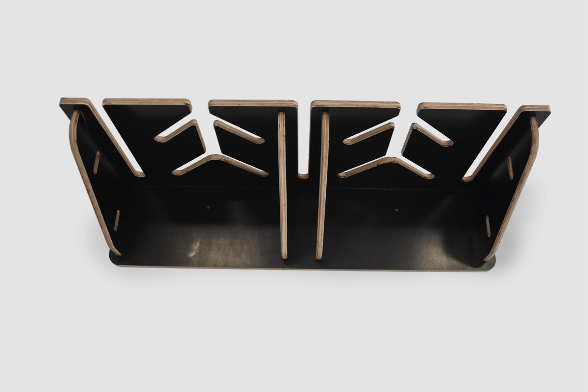 Veggholder for 6 par ski og staver